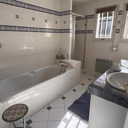 Les Genets Villa *